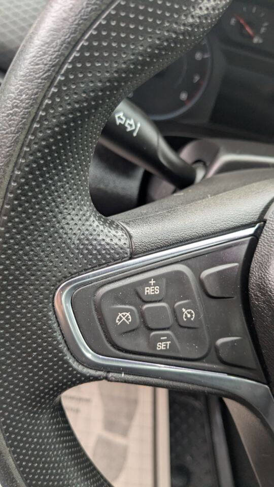 Used 2019 Chevrolet Malibu LT FWD image 34