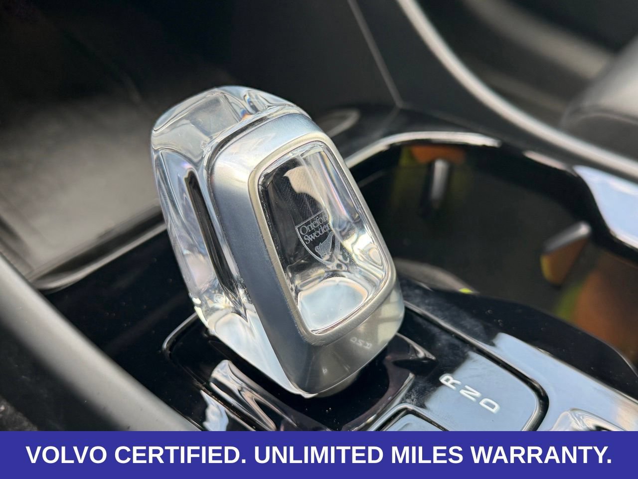 Certified 2026 Volvo XC40 B5 Plus AWD/4WD image 20