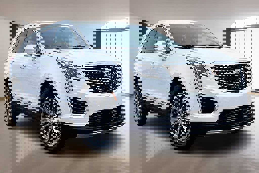 New 2026 Cadillac XT5 Premium Luxury w/ Driver Assist Package image 2