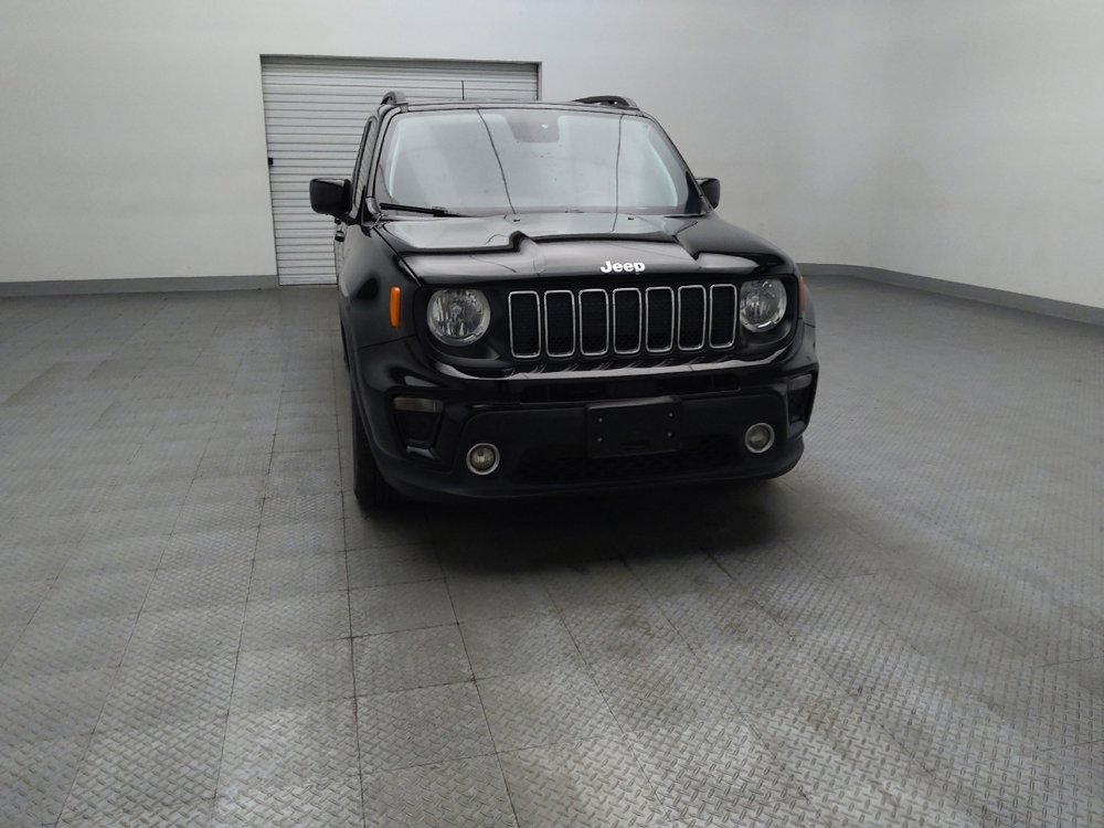 Used 2020 Jeep Renegade Latitude w/ Safety & Security Group II FWD image 14
