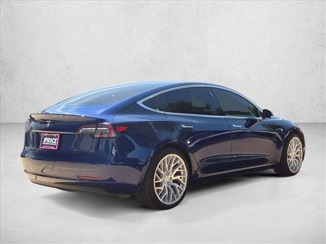 Used 2018 Tesla Model 3 Long Range RWD image 5