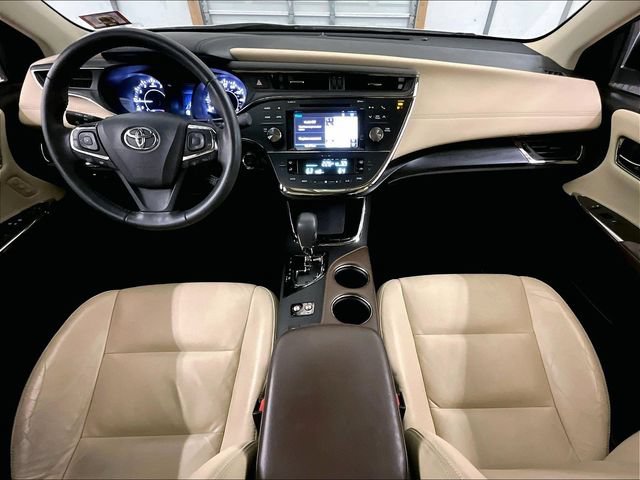 Used 2017 Toyota Avalon XLE Premium w/ All Weather Liner Package FWD image 14