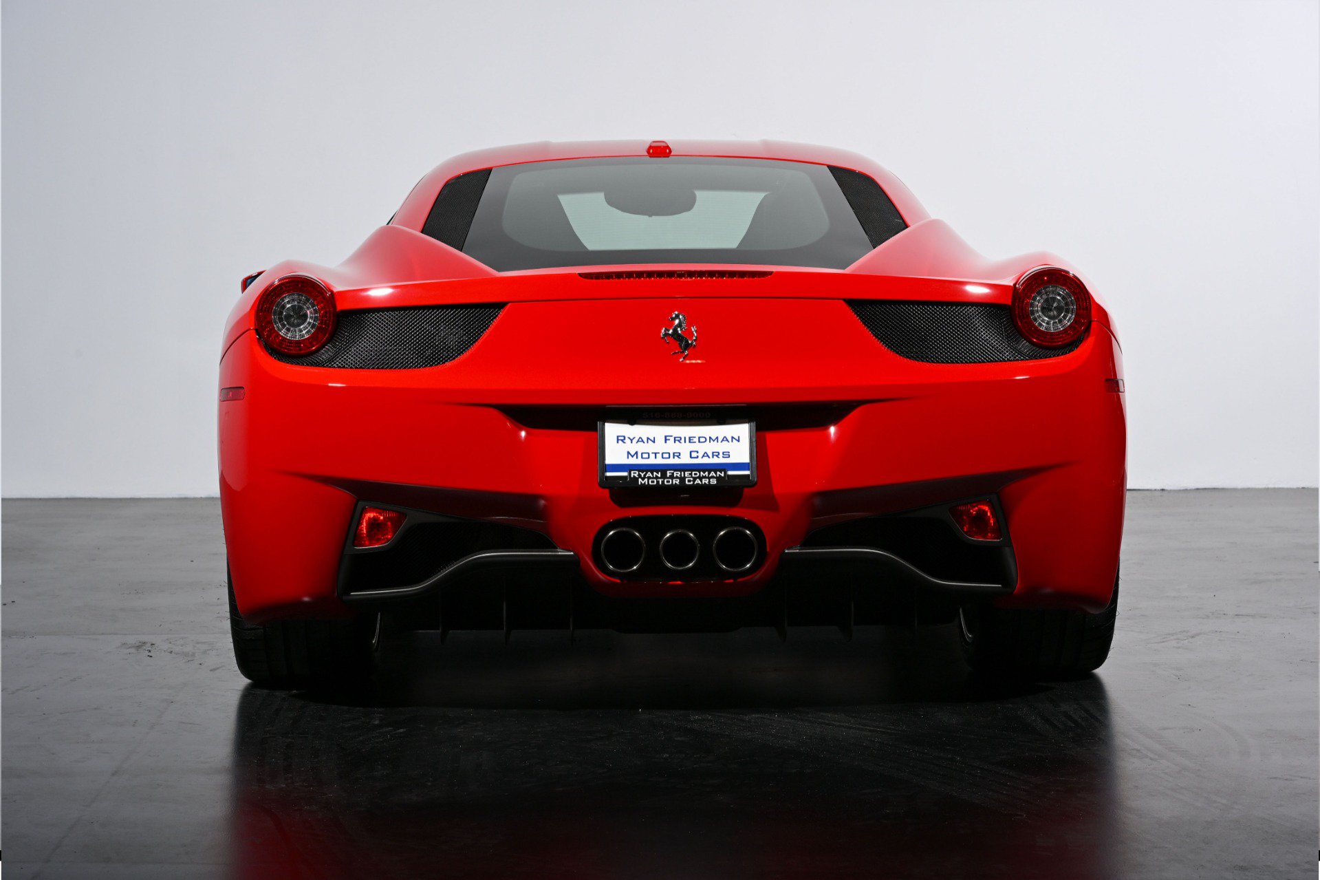 Used 2014 Ferrari 458 Italia Coupe RWD image 9