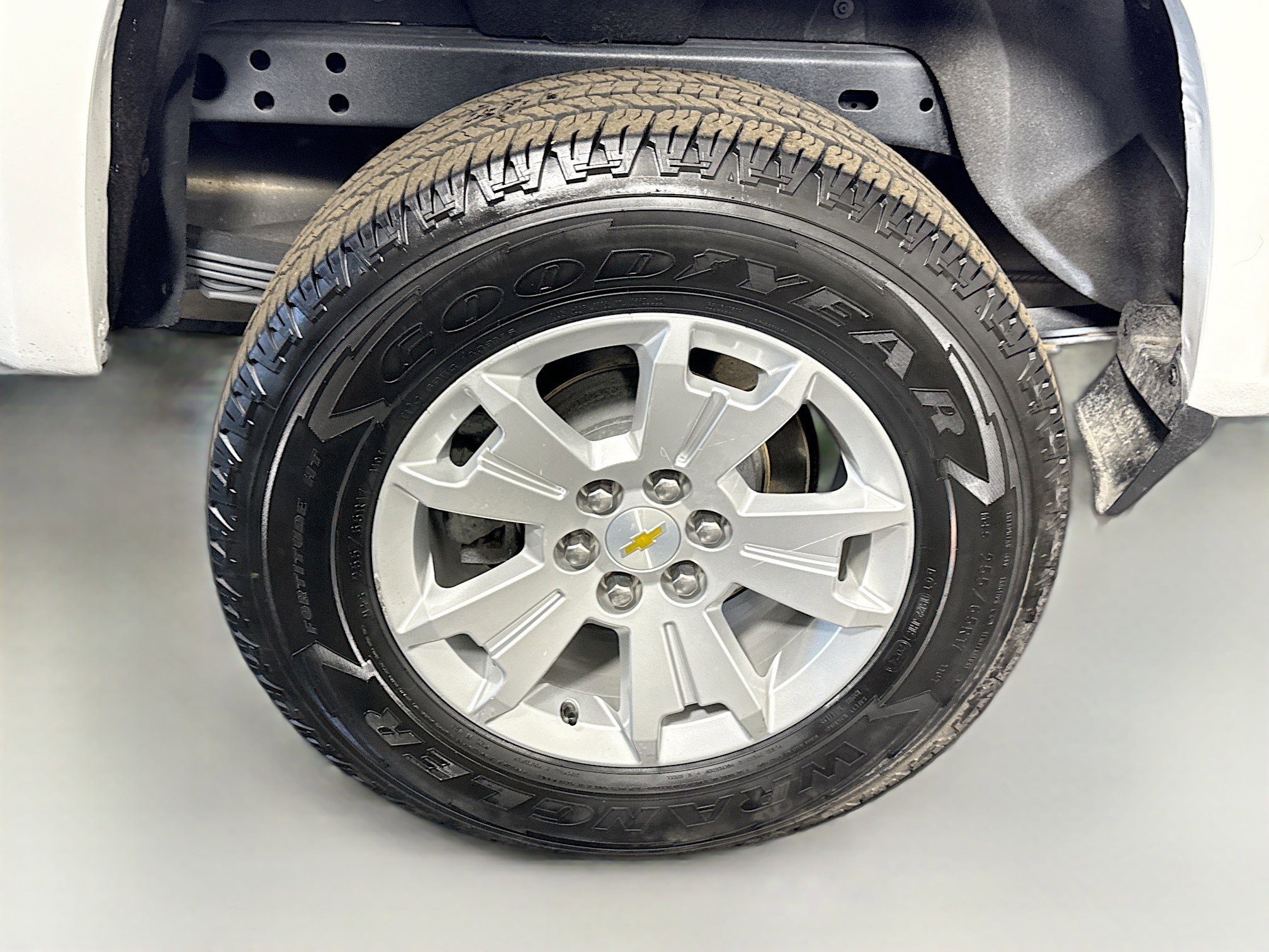 Used 2022 Chevrolet Colorado LT w/ Fleet Safety Package image 32