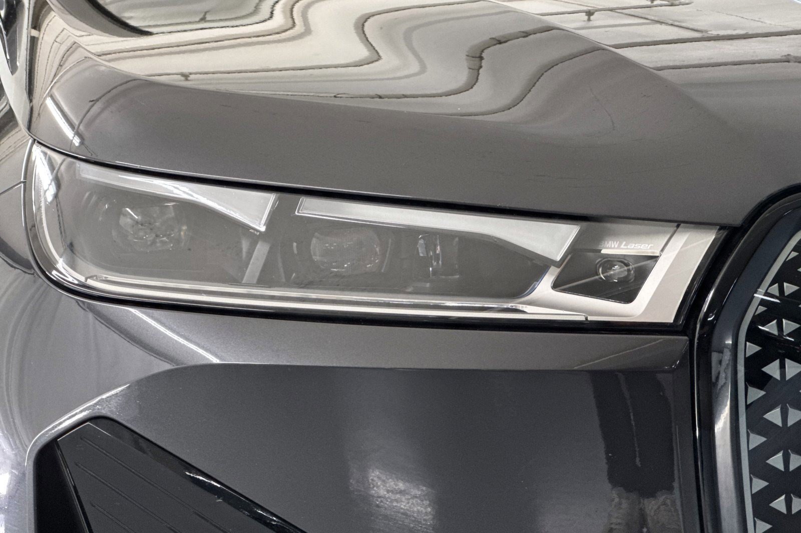 Certified 2023 BMW iX xDrive50 w/ Sport Package AWD/4WD image 10