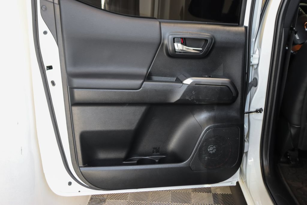 Used 2021 Toyota Tacoma TRD Pro AWD/4WD image 36