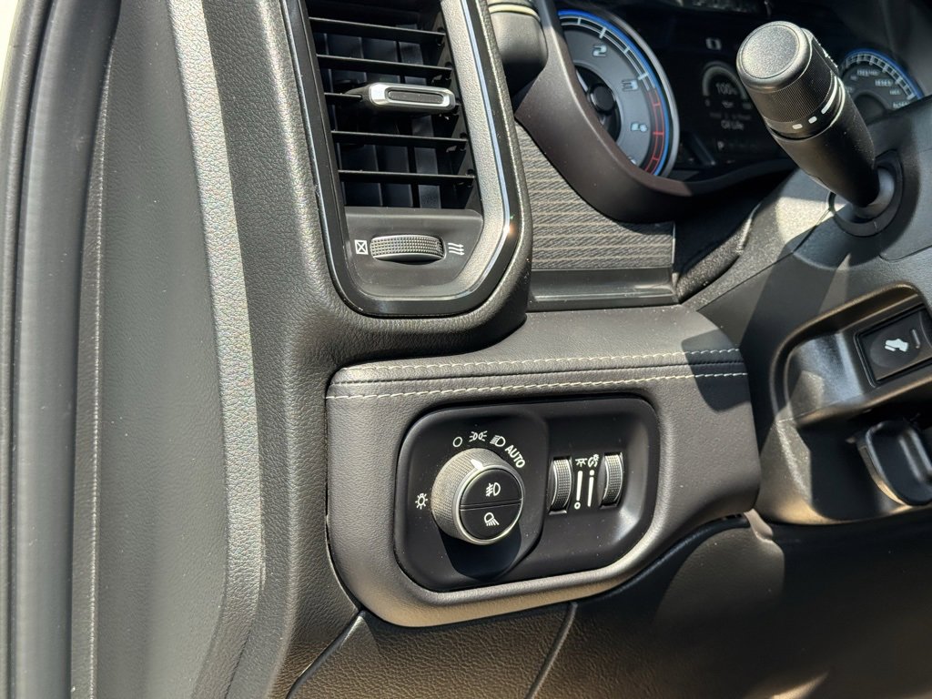 Used 2022 RAM 3500 Limited image 24