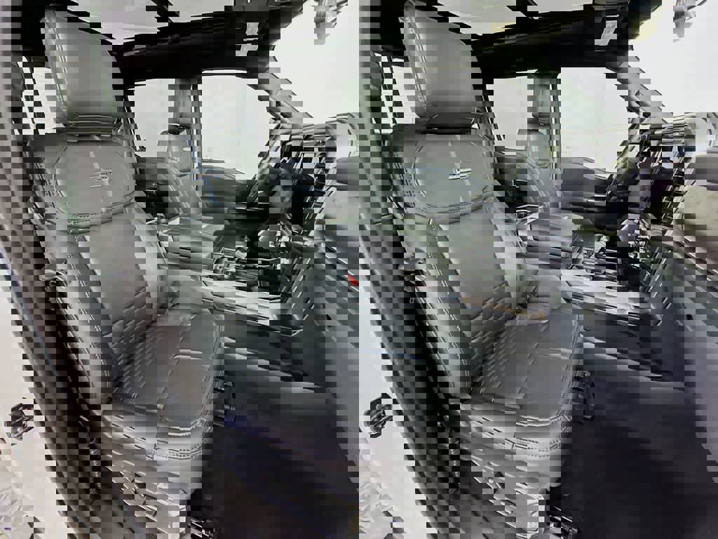 New 2025 Ford F150 Platinum w/ Equipment Group 702A High AWD/4WD image 15