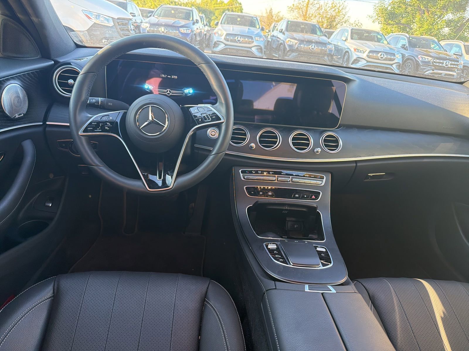 Used 2022 Mercedes-Benz E 350 Sedan image 8