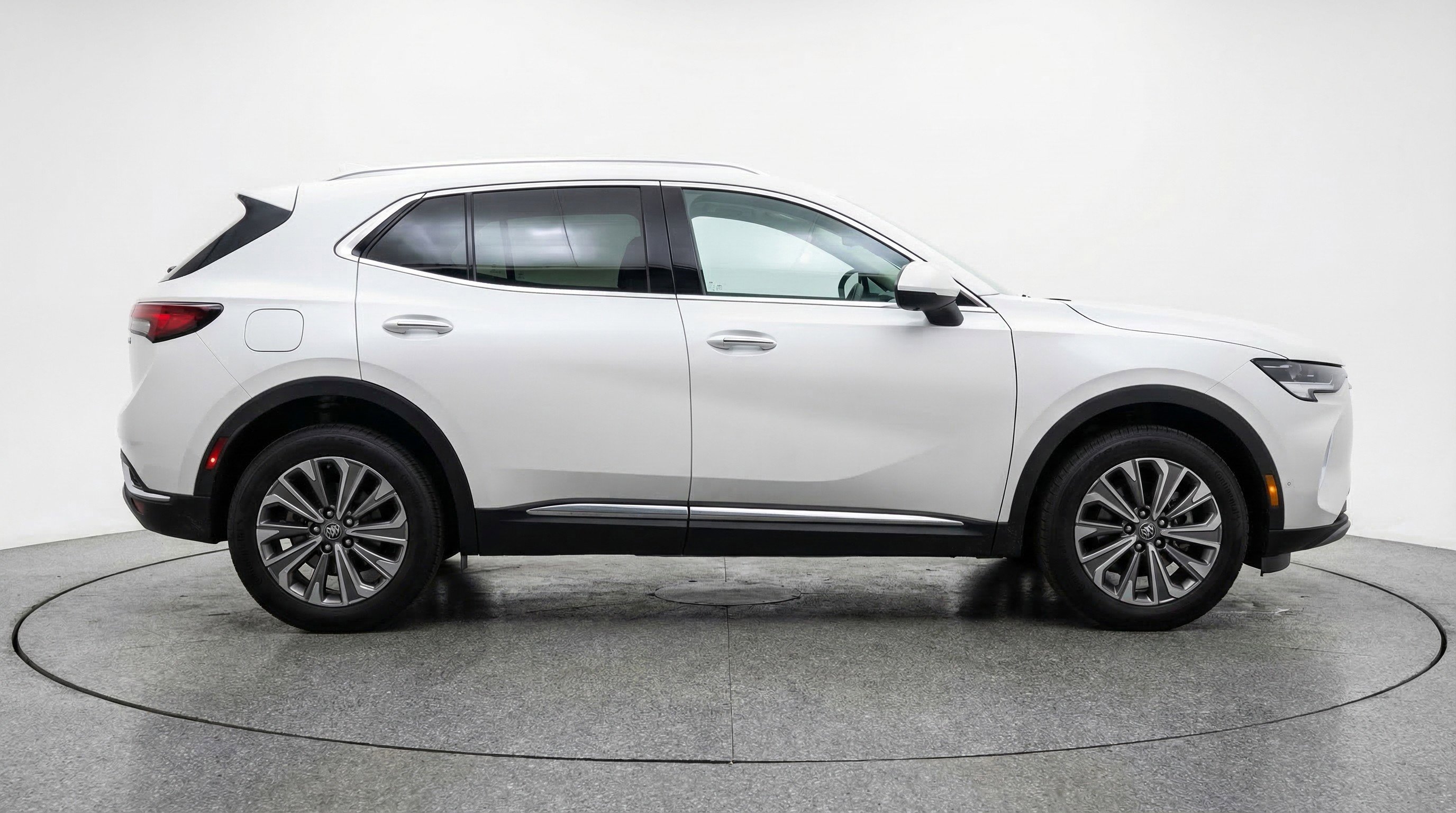 Used 2024 Buick Envision Preferred AWD/4WD image 11