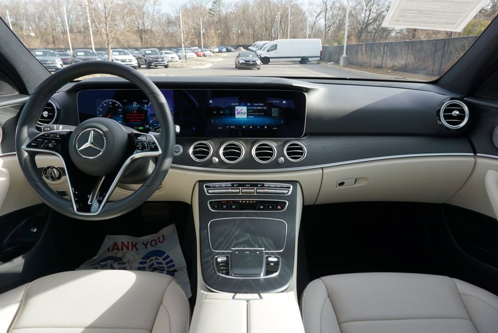 Certified 2022 Mercedes-Benz E 450 4MATIC Sedan image 15