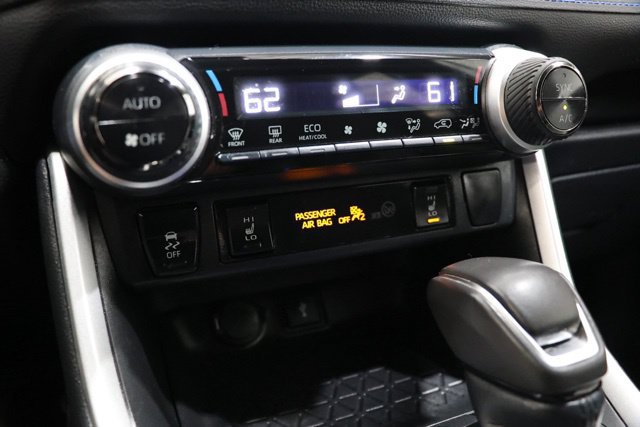 Used 2022 Toyota RAV4 SE w/ Convenience Package AWD/4WD image 28