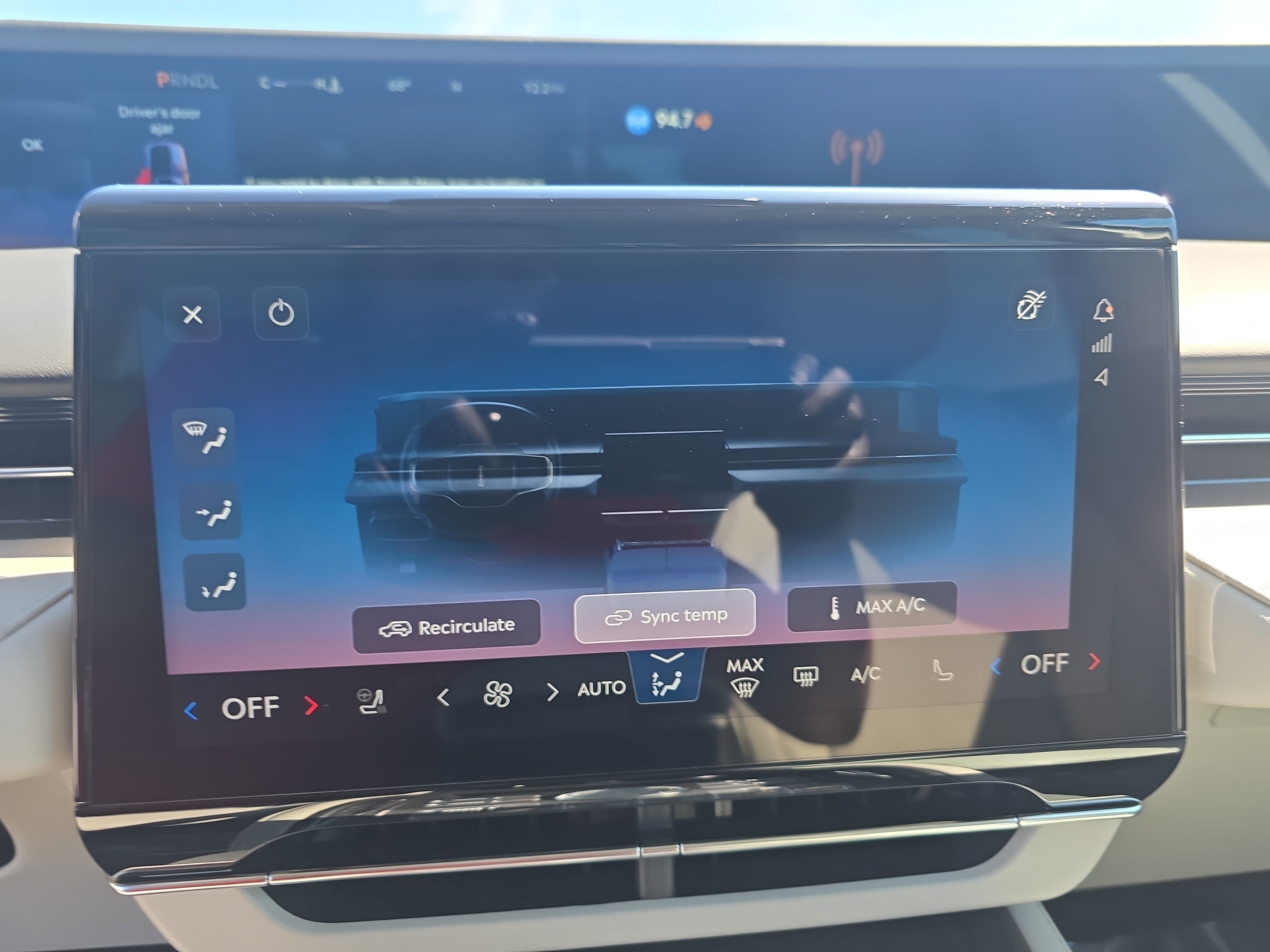 New 2026 Lincoln Nautilus Premier w/ Equipment Group 102A AWD/4WD image 21