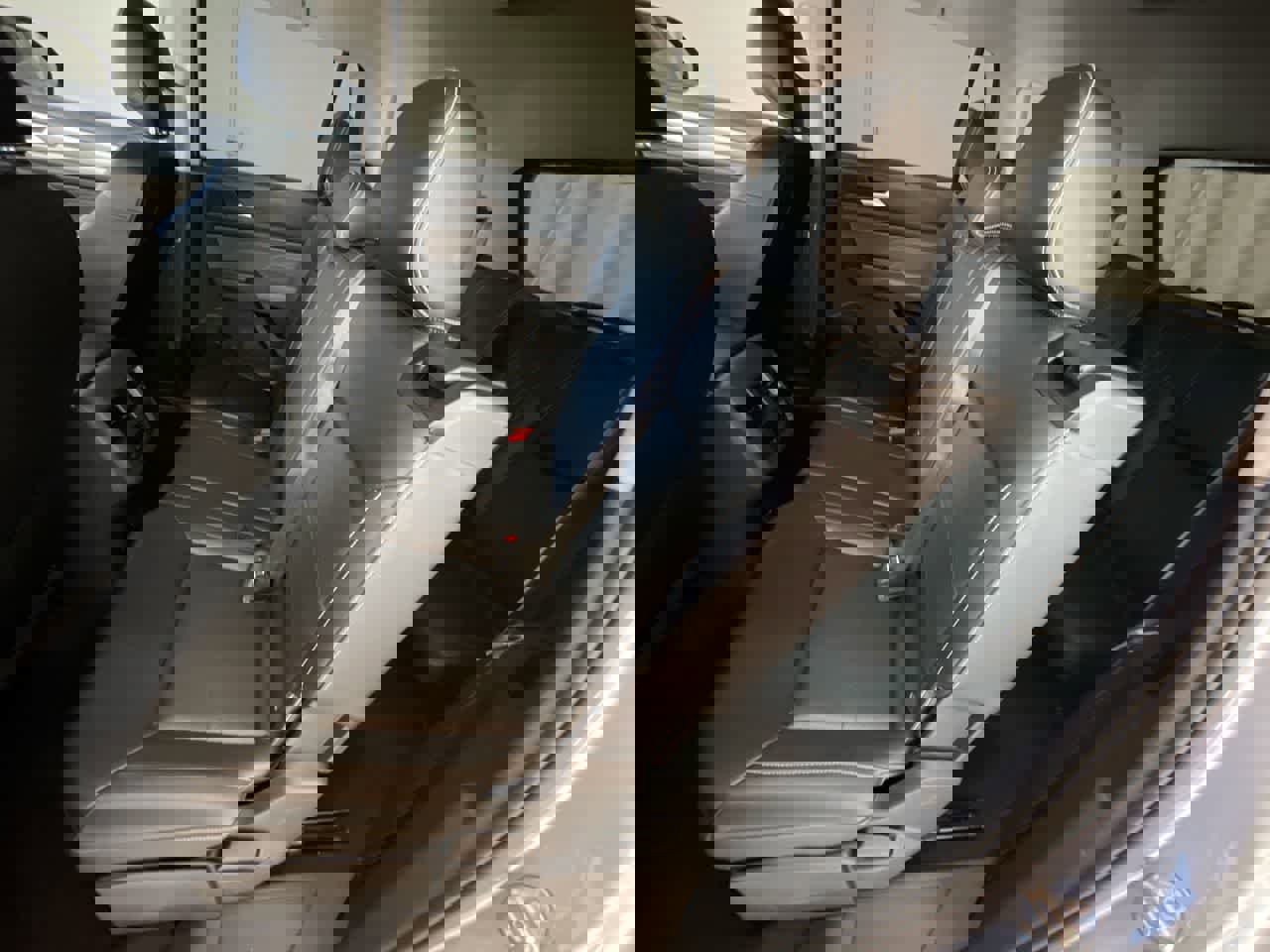 Used 2021 Volkswagen Atlas SE image 22