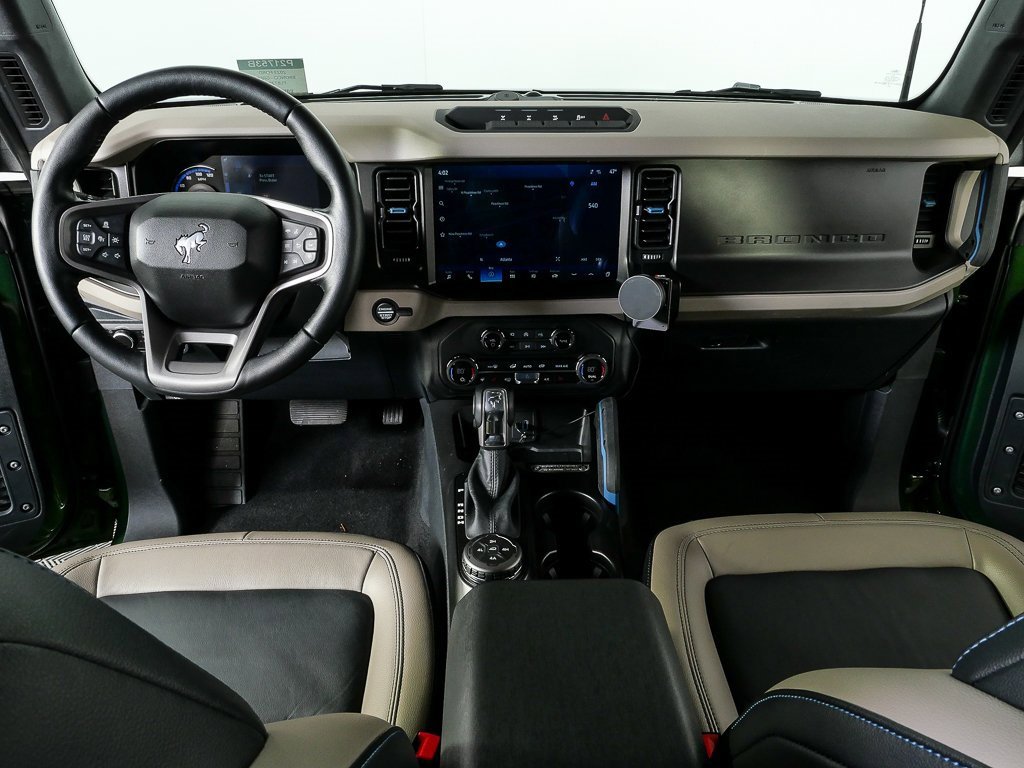 Used 2023 Ford Bronco Wildtrak image 18