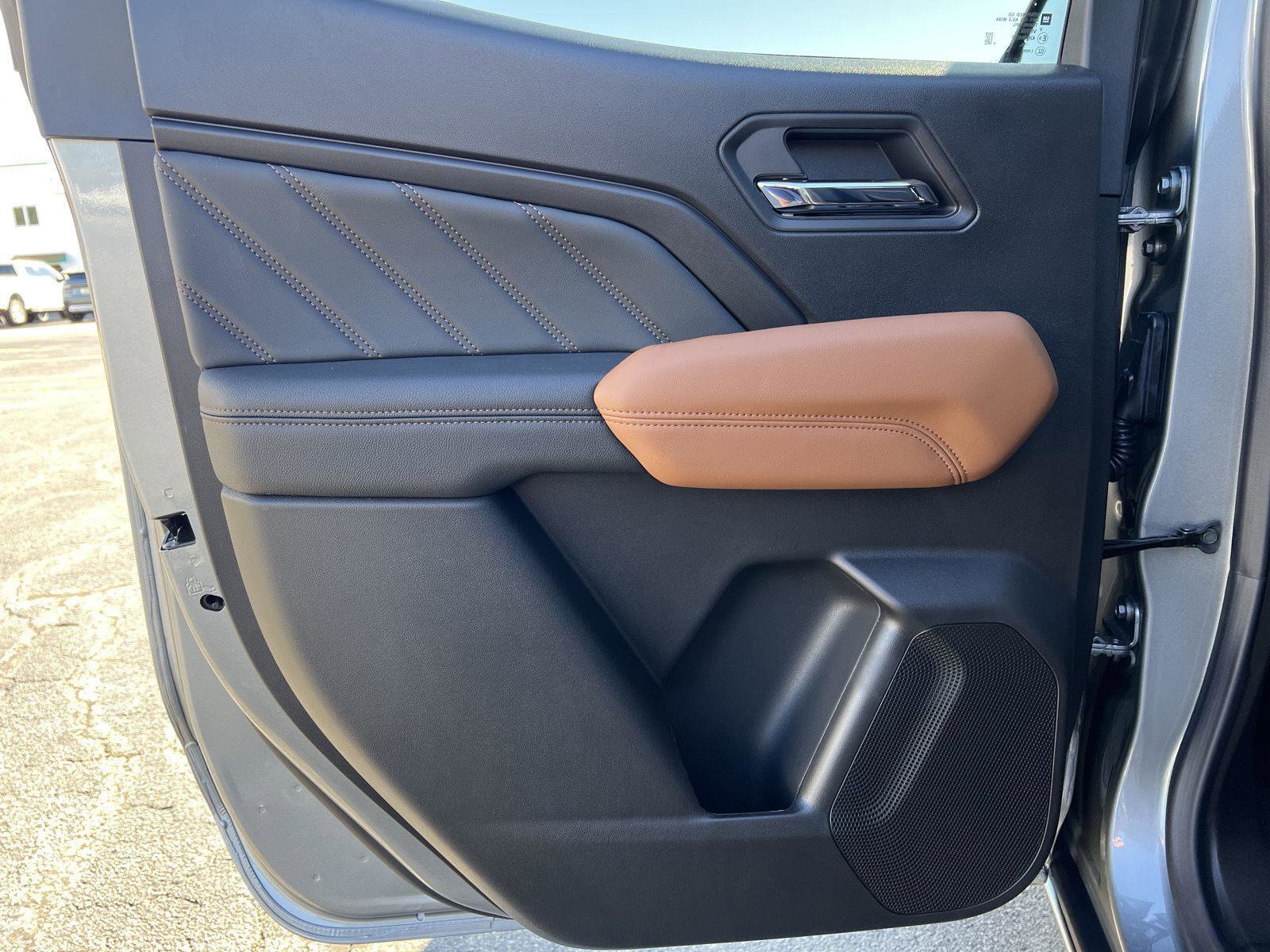 New 2026 GMC Canyon AT4 image 16