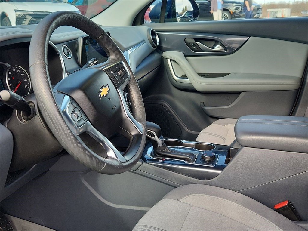 Used 2022 Chevrolet Blazer LT w/ LPO, Black Grille Bar Package image 10