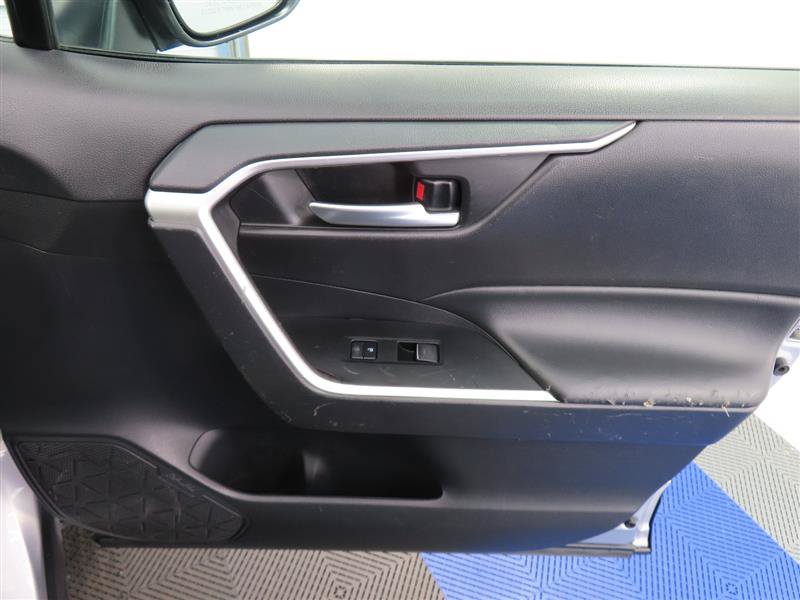 Used 2023 Toyota RAV4 XLE Premium AWD/4WD image 24