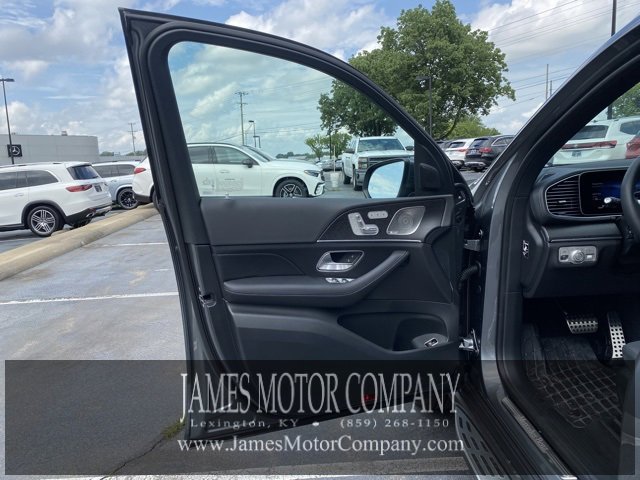 New 2025 Mercedes-Benz GLS 450 4MATIC image 14