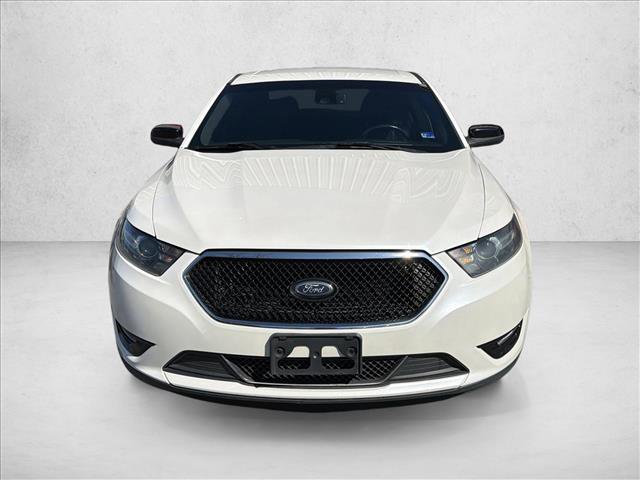 Used 2018 Ford Taurus SHO image 2