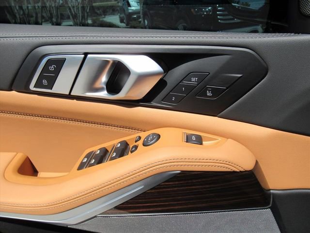 Used 2026 BMW X5 xDrive50e image 21