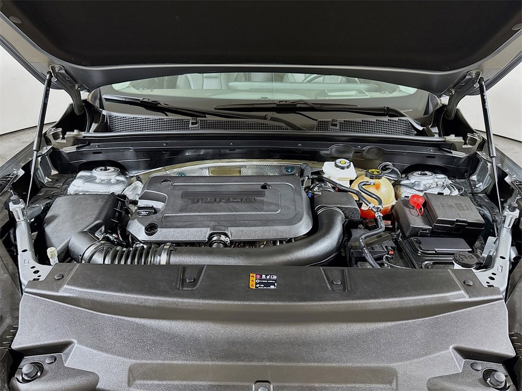 Certified 2025 Buick Envision Preferred image 28