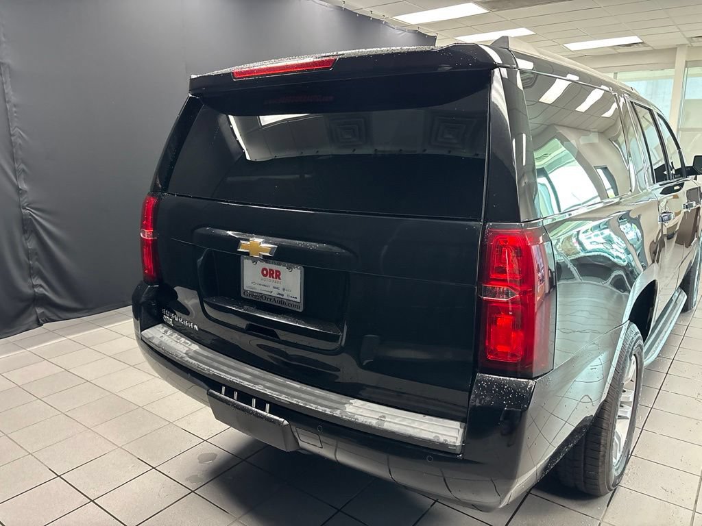 Used 2019 Chevrolet Suburban LT RWD image 4