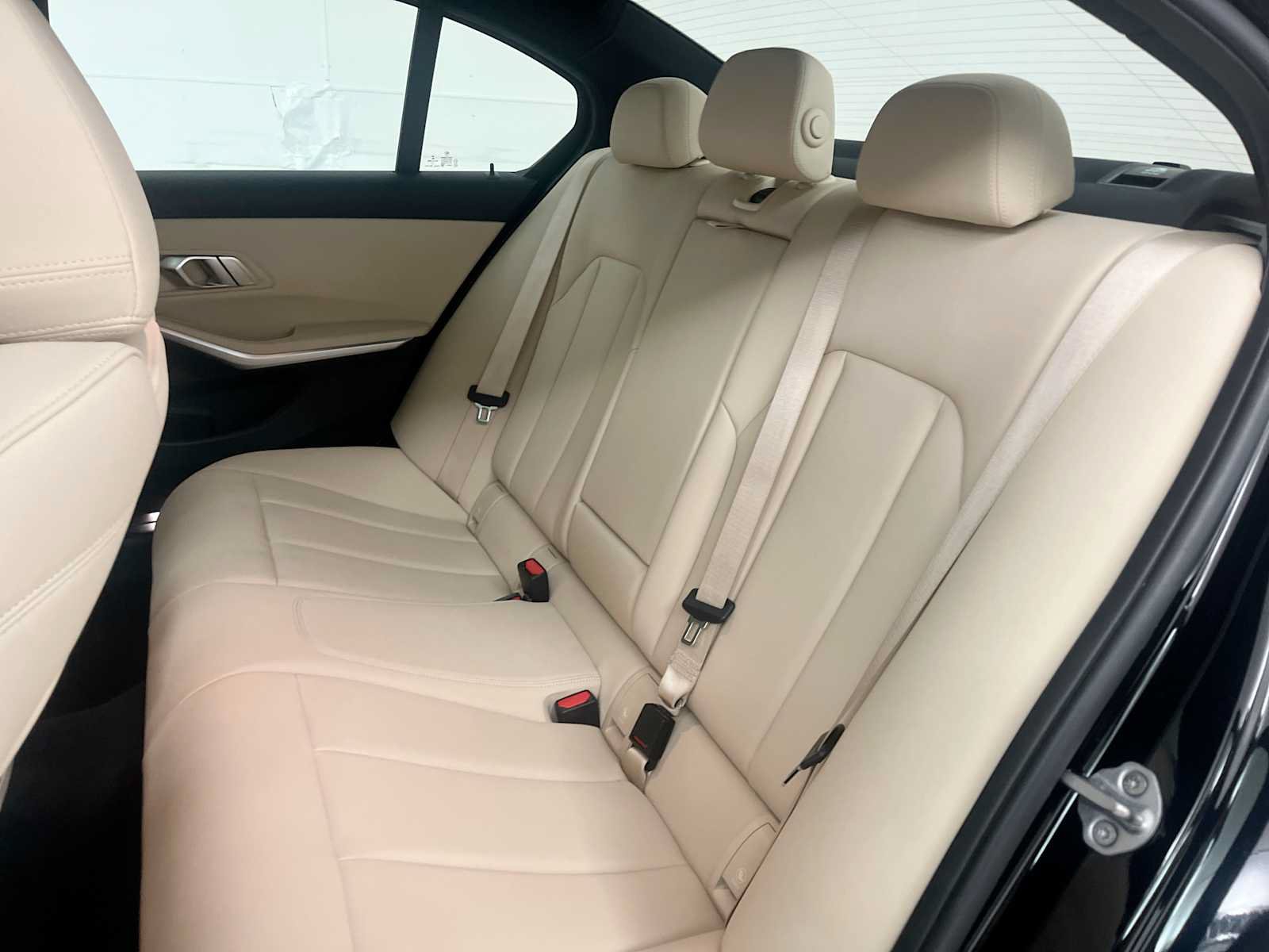Used 2020 BMW 330i Sedan w/ Convenience Package RWD image 31