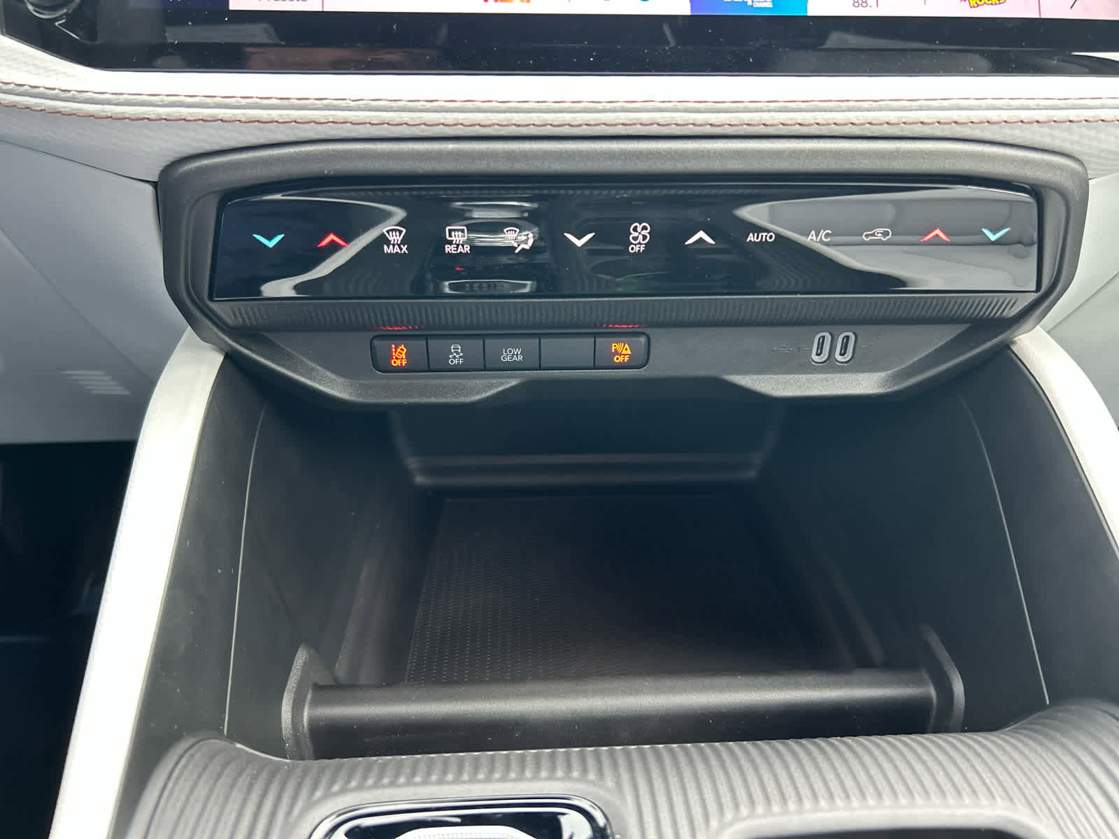 New 2026 Jeep Cherokee Limited AWD/4WD image 26