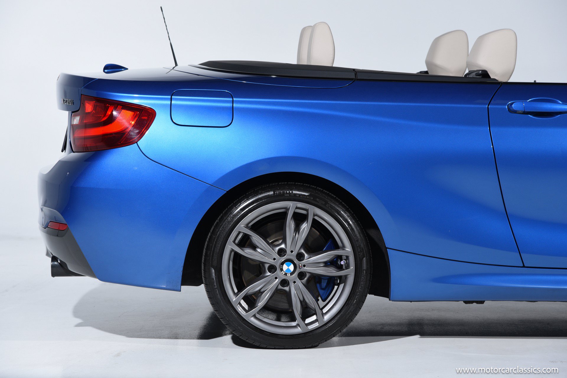 Used 2016 BMW M235i xDrive Convertible AWD/4WD image 11