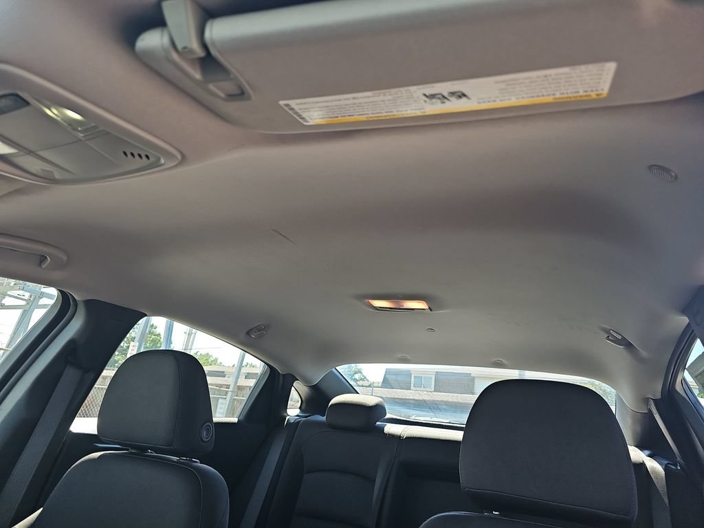 Used 2025 Chevrolet Malibu LT FWD image 28