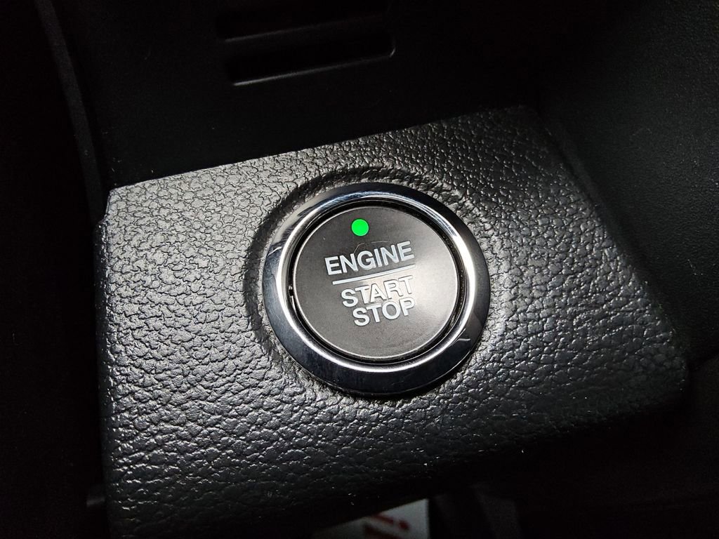 Used 2019 Ford Expedition XLT w/ Equipment Group 201A RWD image 17