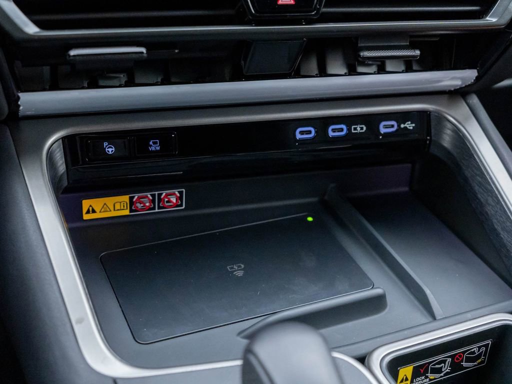 Used 2024 Lexus TX 500h AWD w/ Technology Package image 30