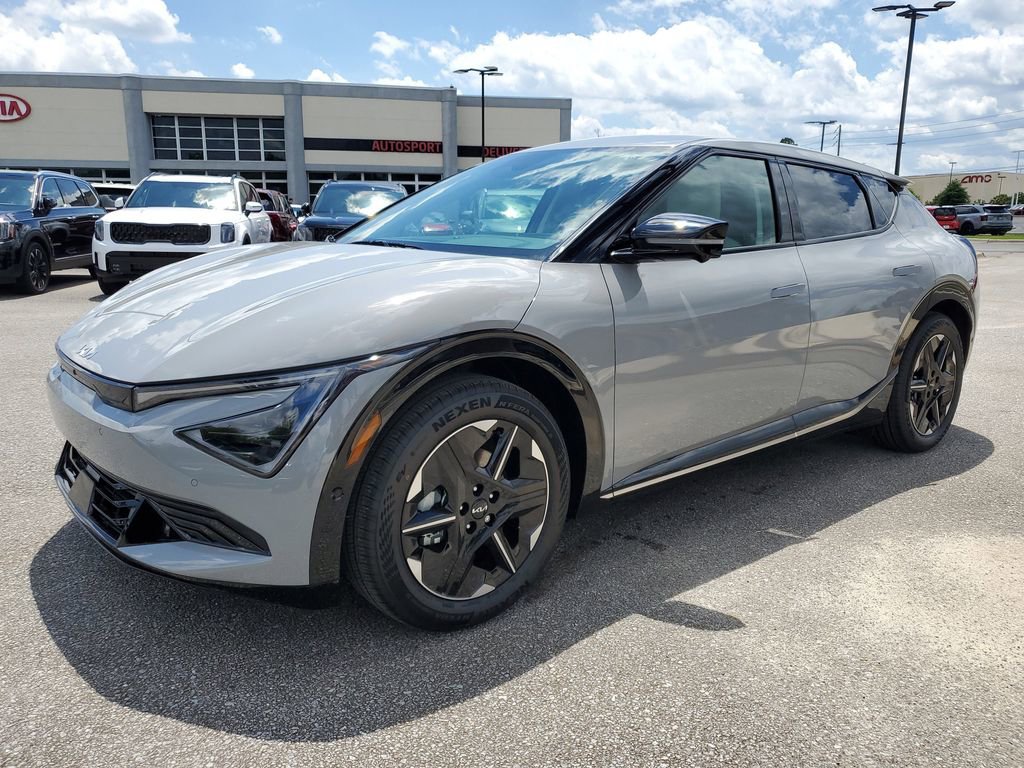 New 2025 Kia EV6 Wind image 2