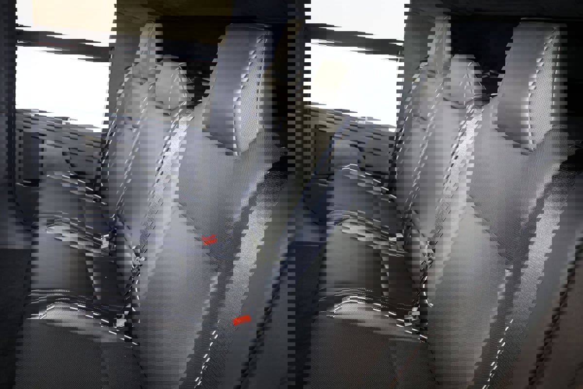 Used 2024 Tesla Cybertruck AWD Crew Cab image 11