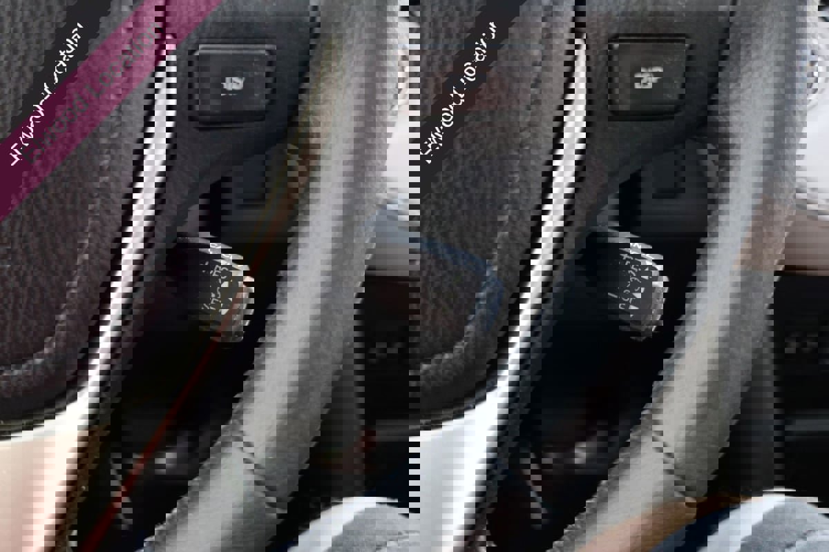 Used 2014 Toyota RAV4 Limited image 28