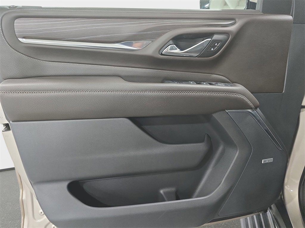 Used 2021 GMC Yukon Denali w/ Denali Premium Package image 26