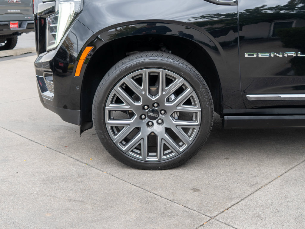Certified 2025 GMC Yukon XL Denali Ultimate AWD/4WD image 34