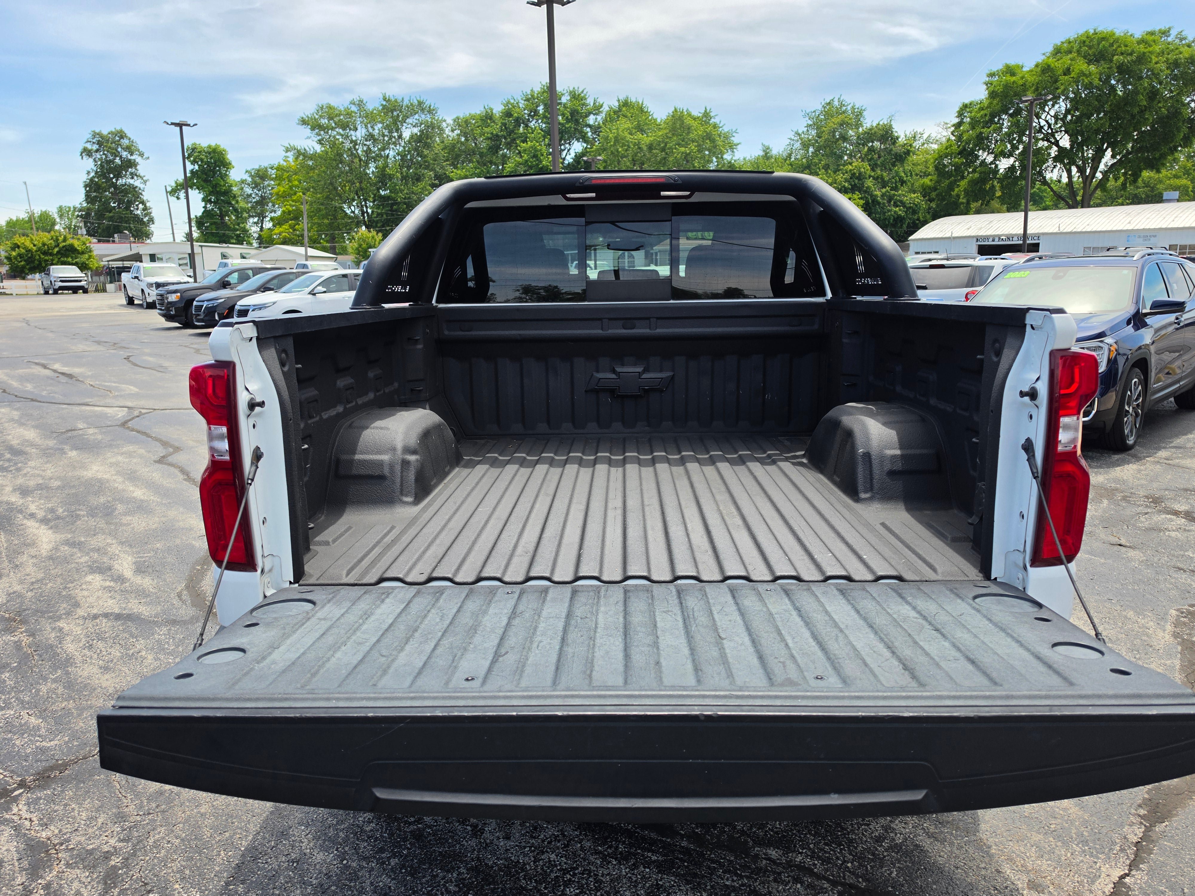Used 2019 Chevrolet Silverado 1500 LT Trail Boss AWD/4WD image 6