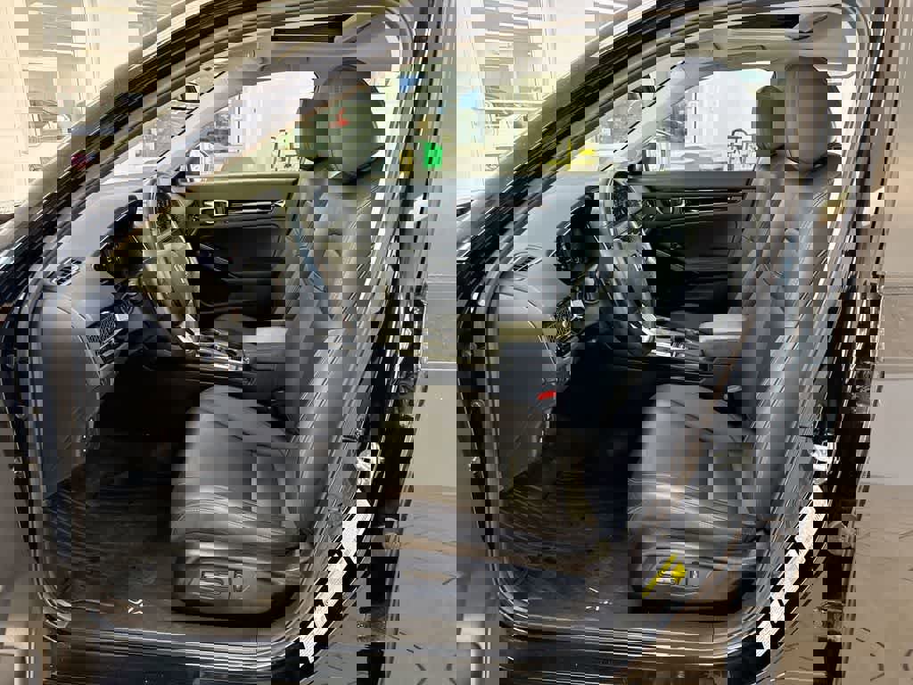 Certified 2024 Honda Civic Touring image 19