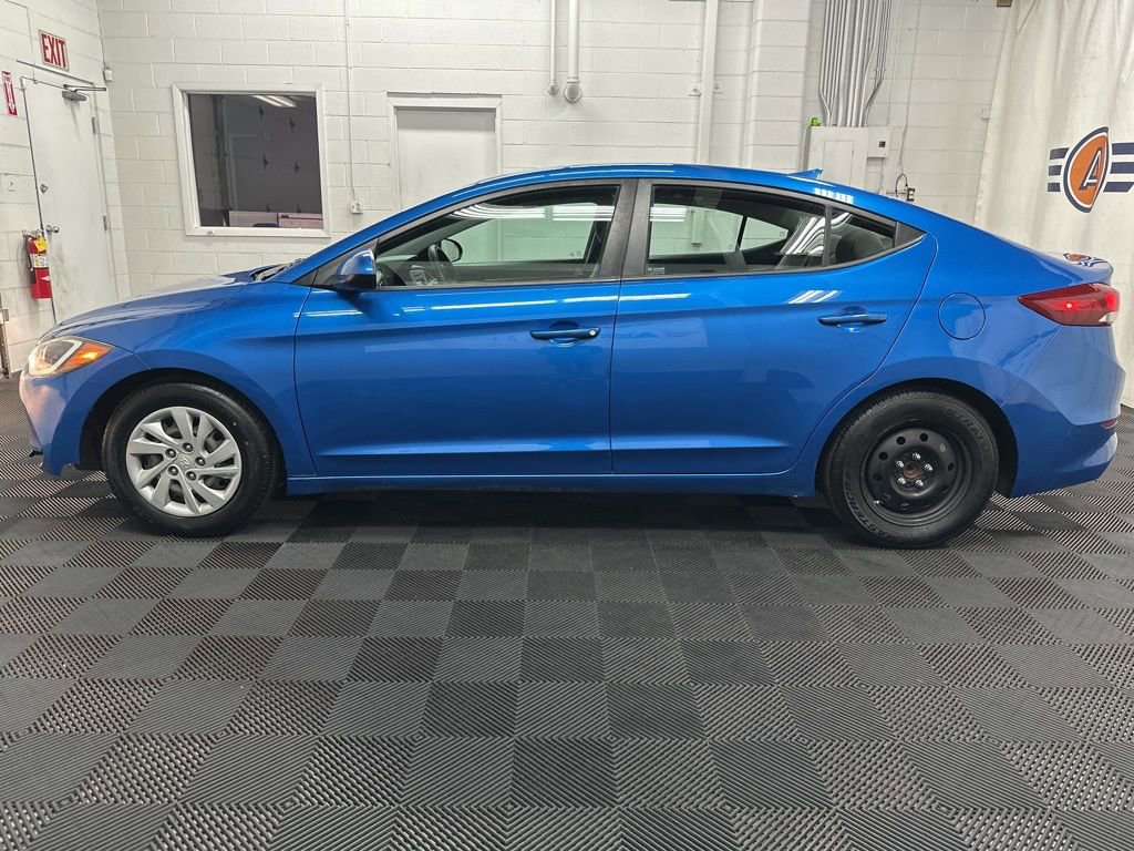 Used 2017 Hyundai Elantra SE image 6