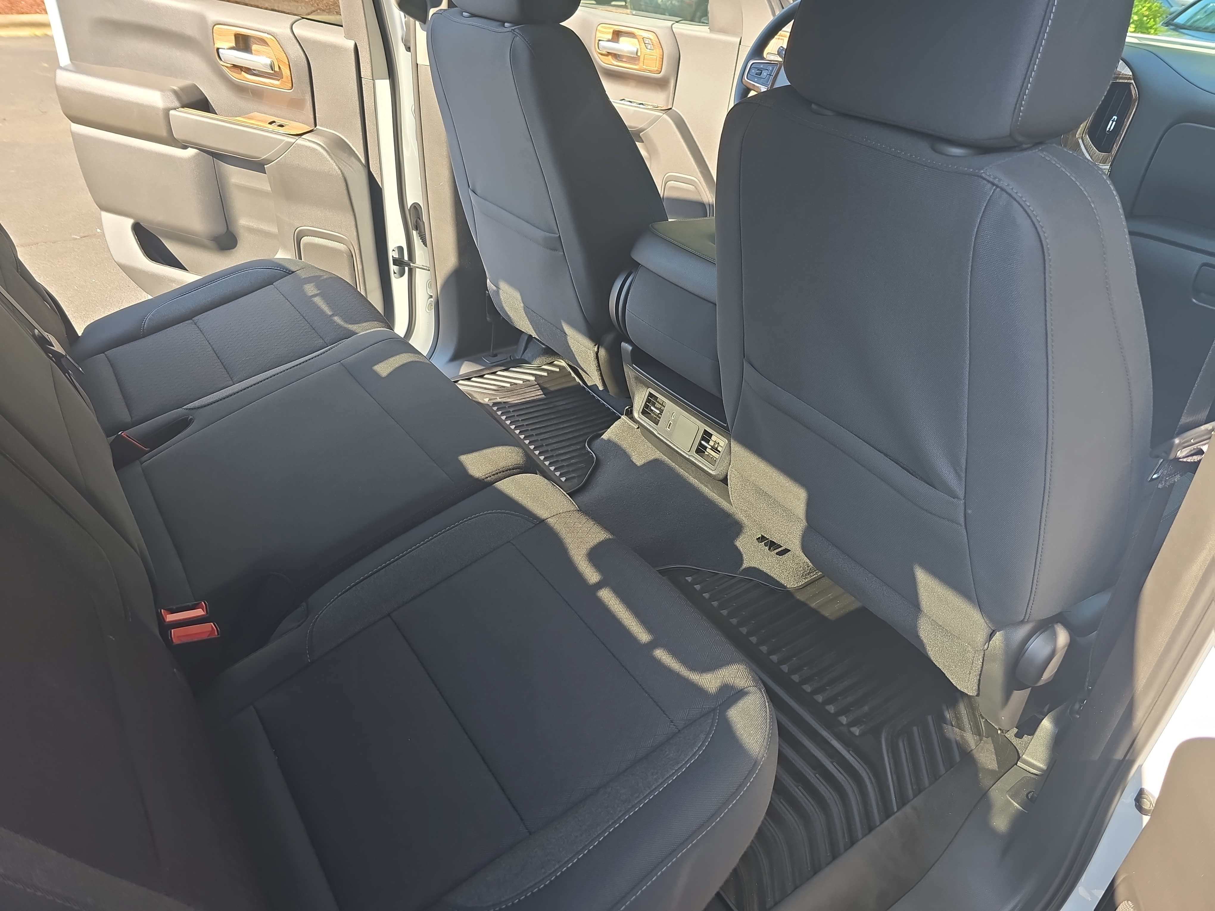Used 2025 Chevrolet Silverado 1500 Custom RWD image 11