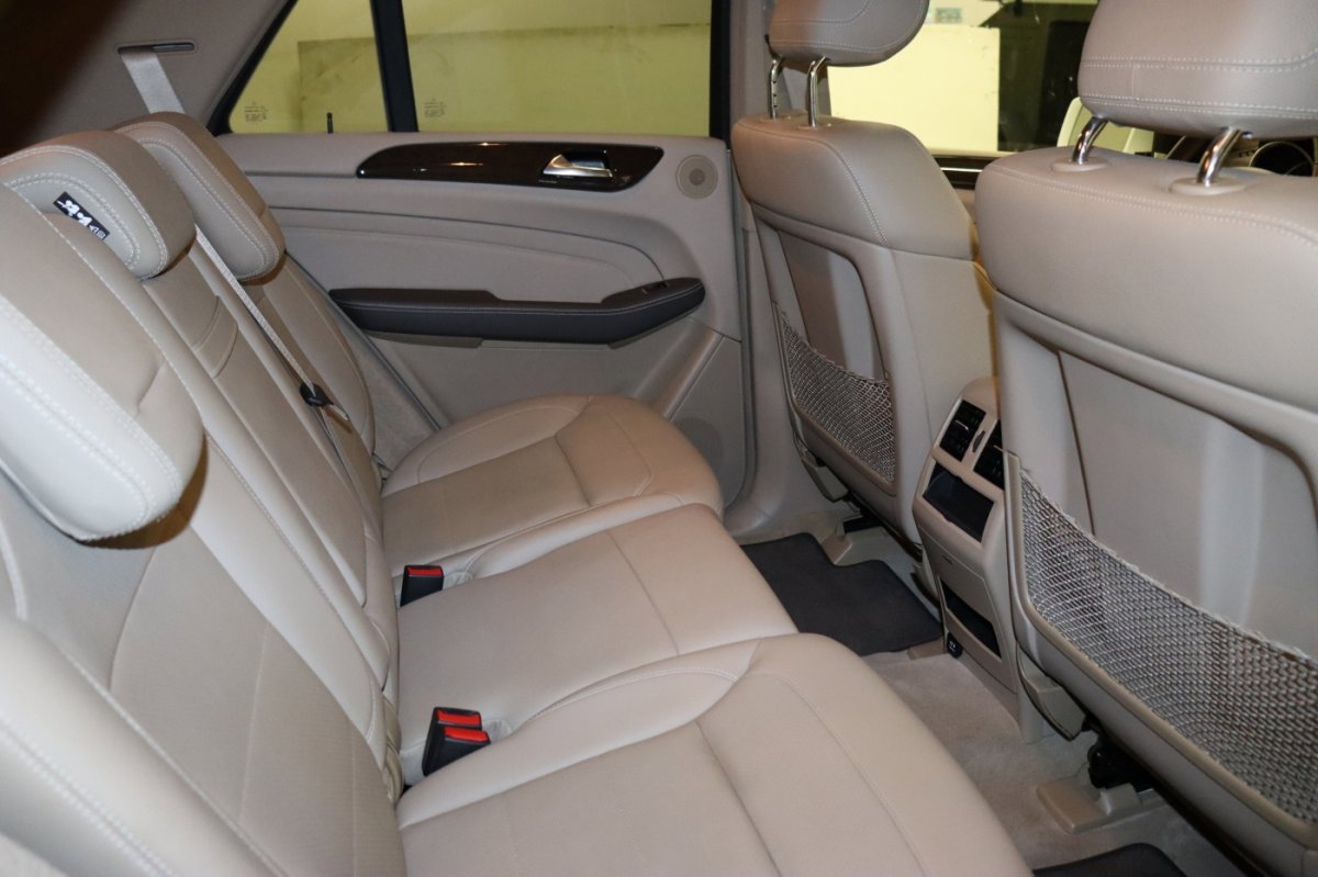Used 2015 Mercedes-Benz ML 250 BlueTEC 4MATIC image 29