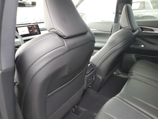 New 2027 INFINITI QX60 Luxe w/ Family Package AWD/4WD image 16