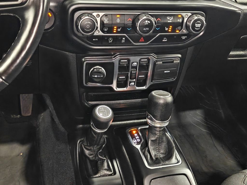 Used 2023 Jeep Gladiator Willys image 9