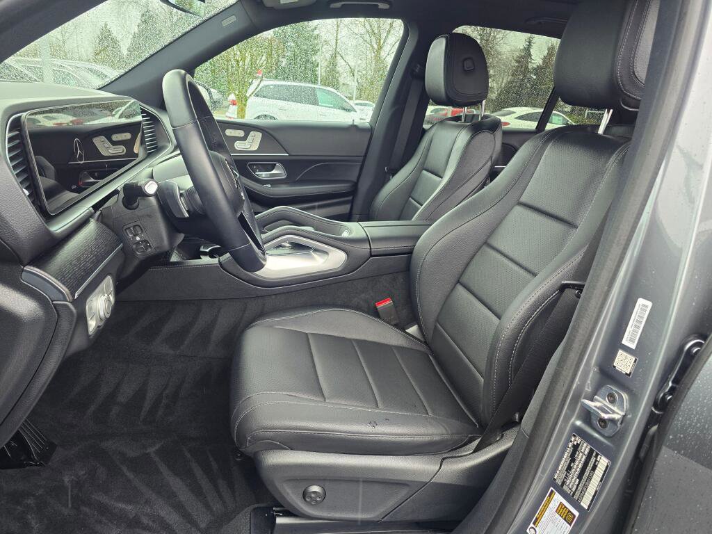 Used 2025 Mercedes-Benz GLE 450e 4MATIC image 13