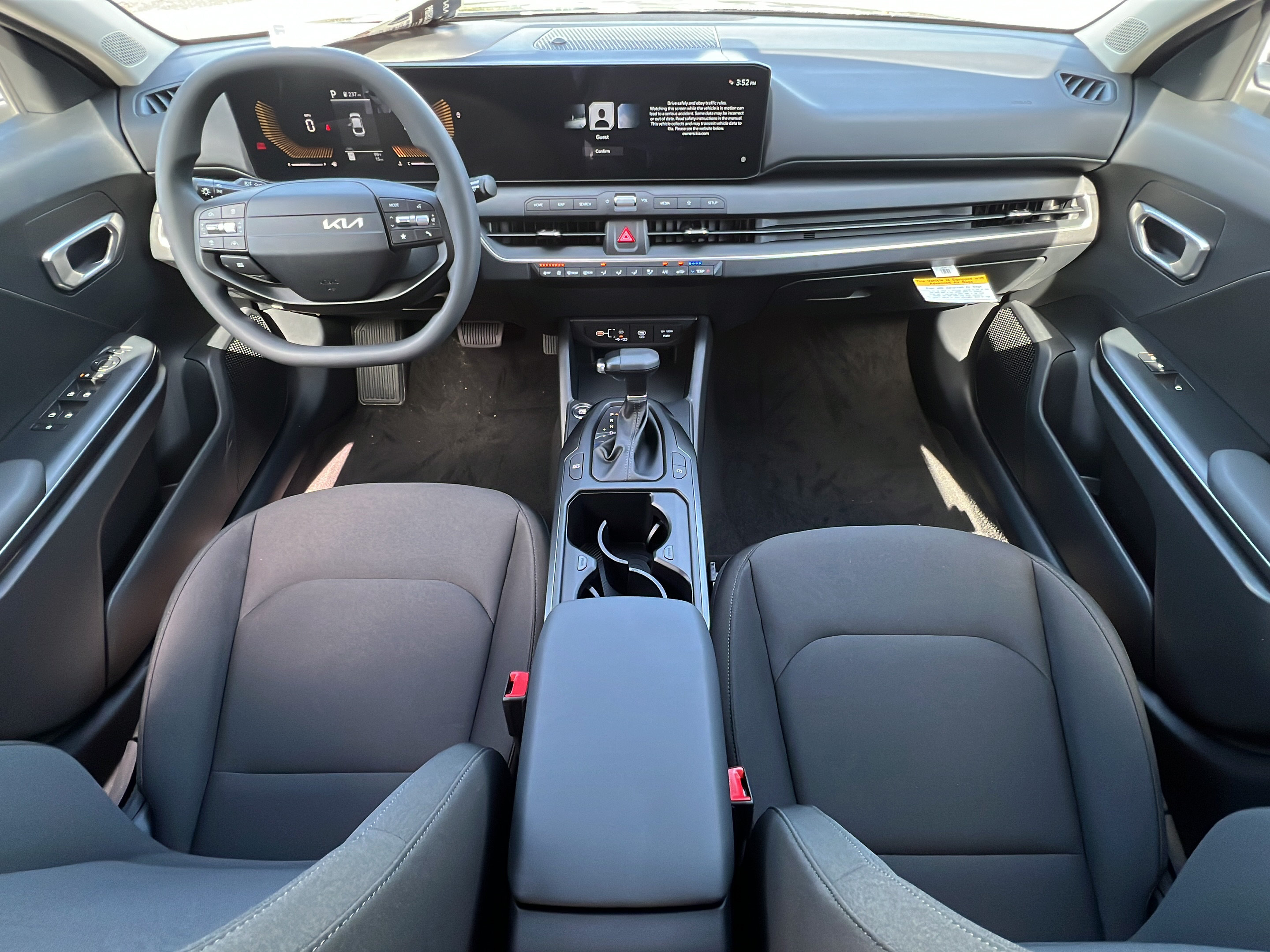 New 2026 Kia K4 FWD image 10