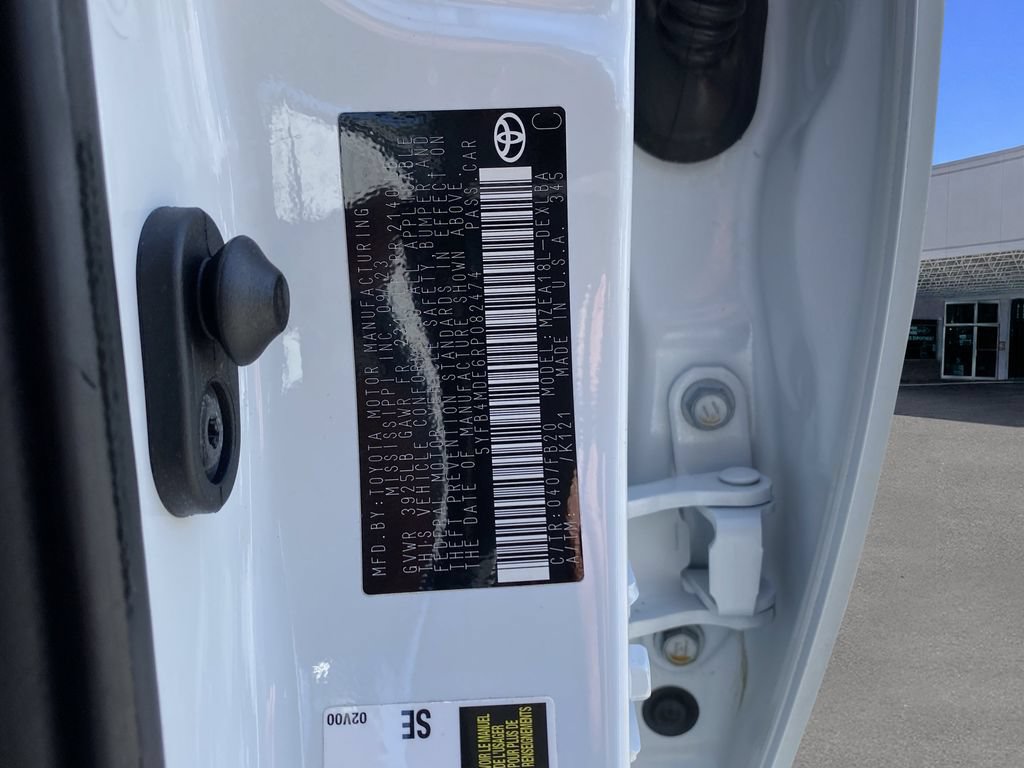 Used 2024 Toyota Corolla LE FWD image 21