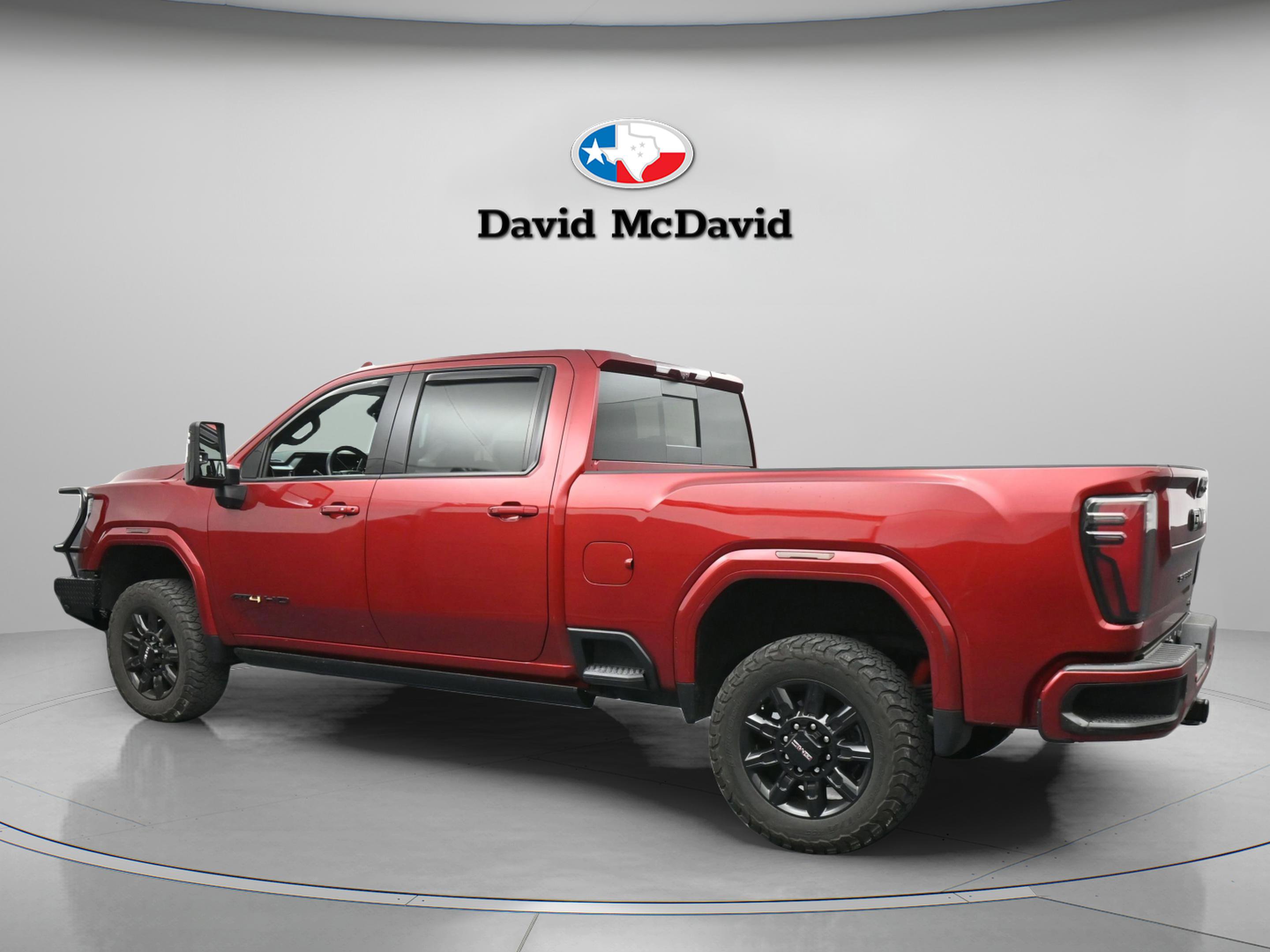 Used 2024 GMC Sierra 2500 AT4 w/ AT4 Premium Plus Package AWD/4WD image 9