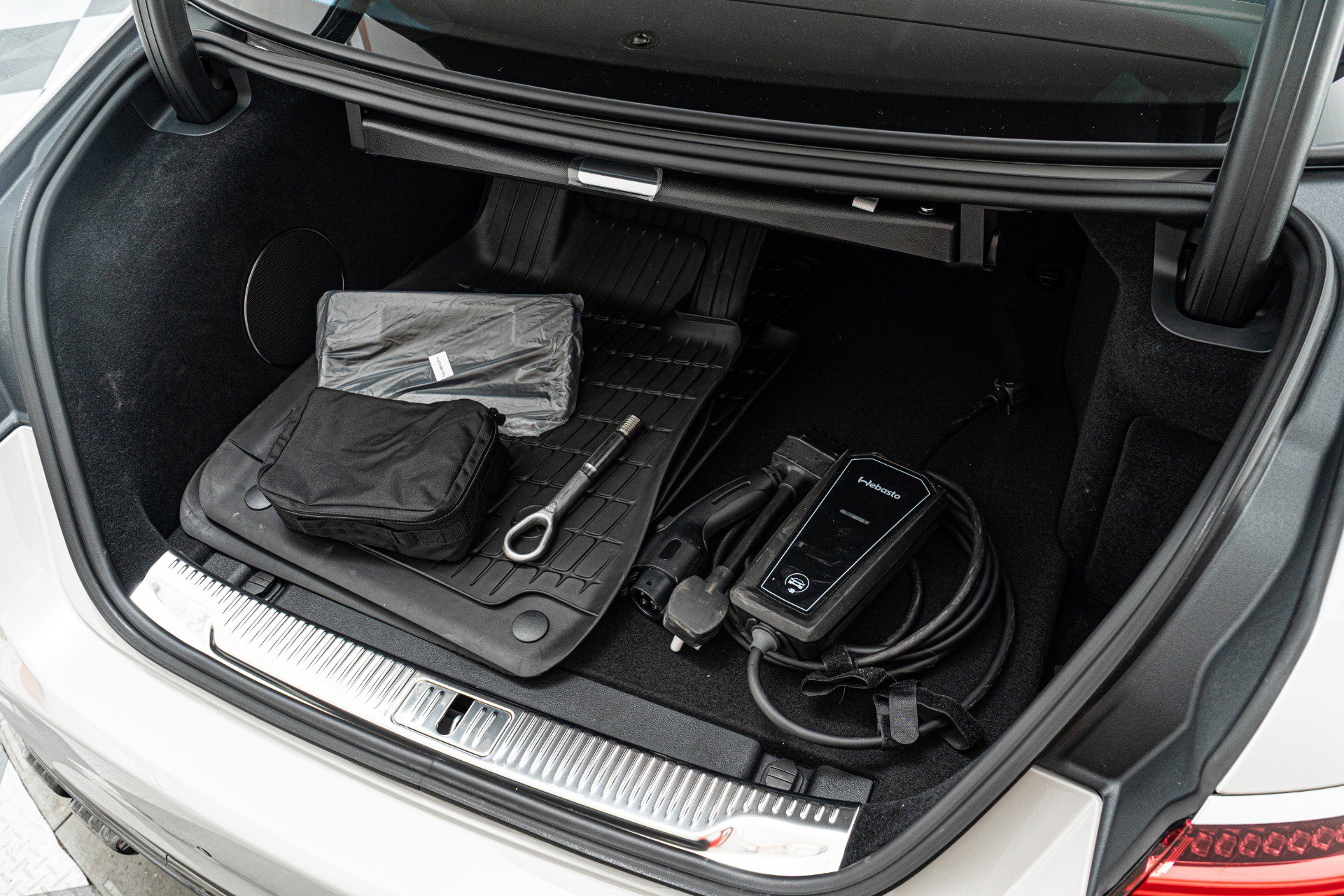 Used 2025 Mercedes-Benz S 63 AMG S image 40